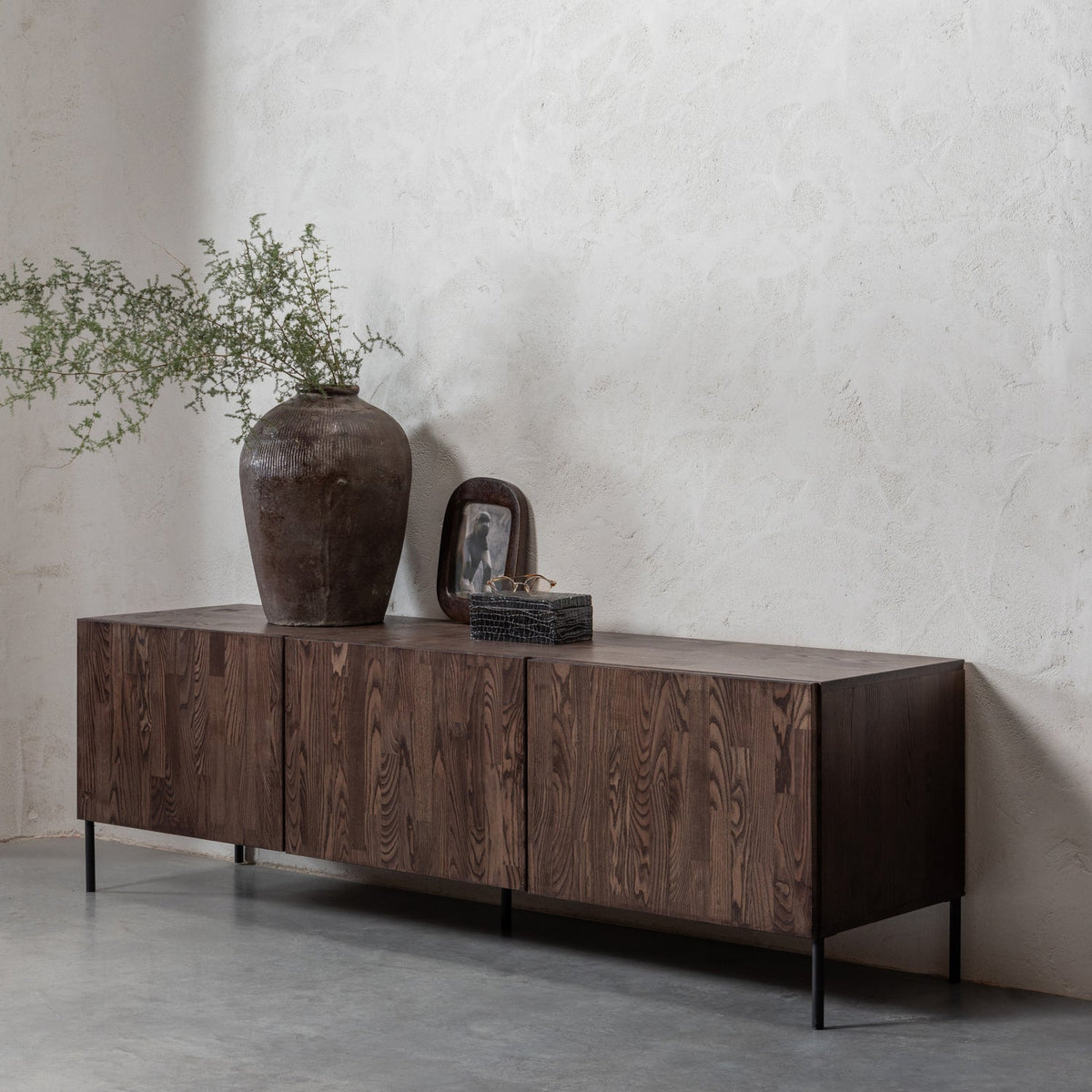 BONO GRAVURE tv-meubel essenhout bruin (FSC)