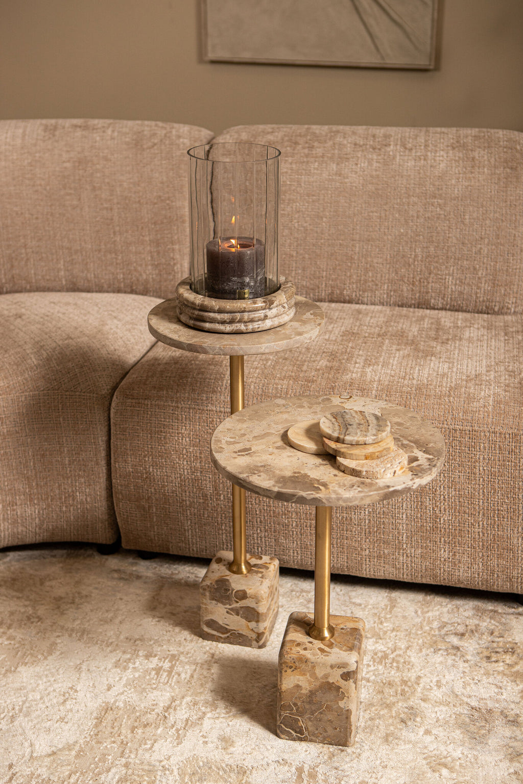 Ebe beige marmeren lage bijzettafel met rond blad