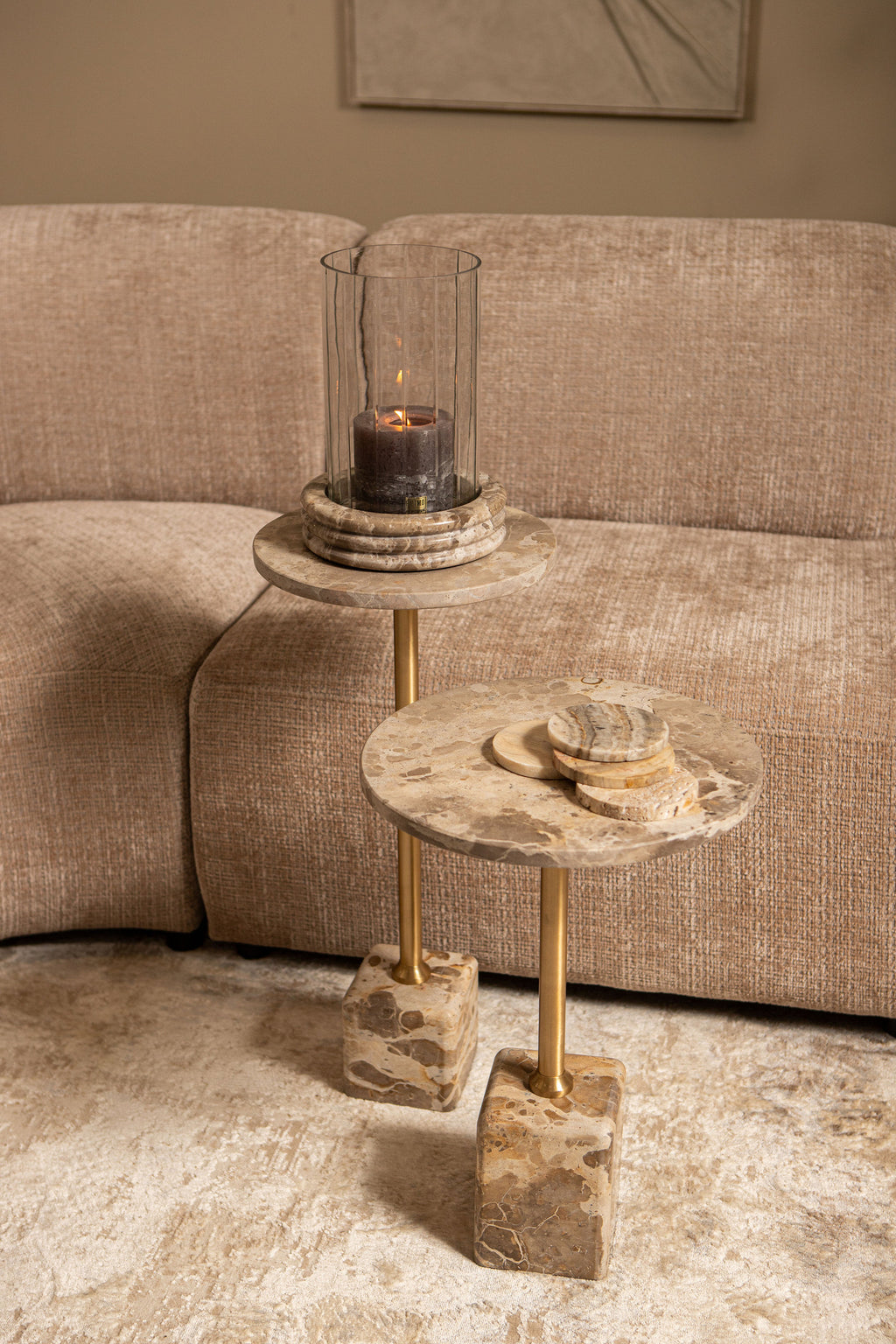 Ebe beige marmeren lage bijzettafel met rond blad